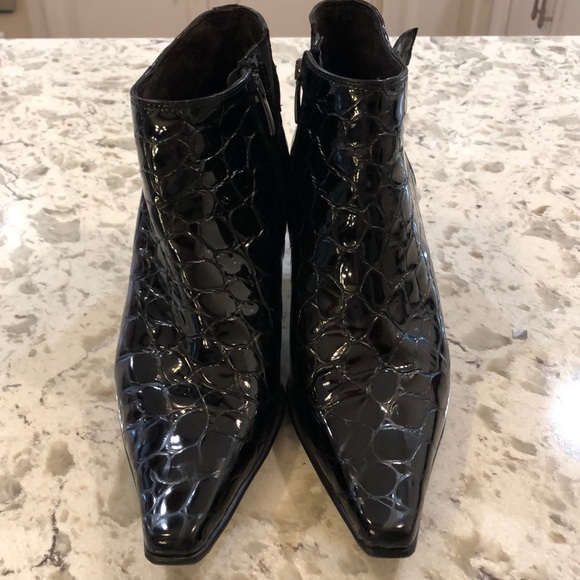 Donald J. Pliner black patent leather booties - Picture 2 of 7